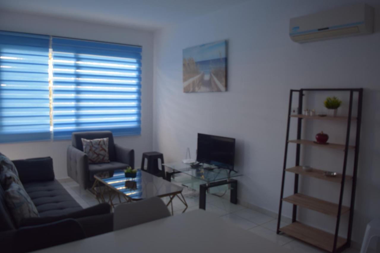 One Bedroom Apartment, Molos Complex - By Imh Travel & Tours Paphos Exteriör bild